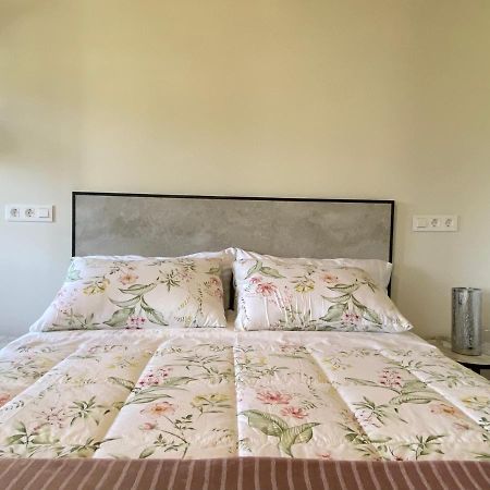 Apartamentos Turisticos Villacordido Villaframil Рібадео Екстер'єр фото